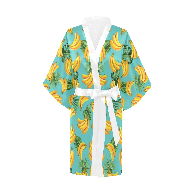 Banana Palm Leaves pattern background Women's Short Kimono Robe