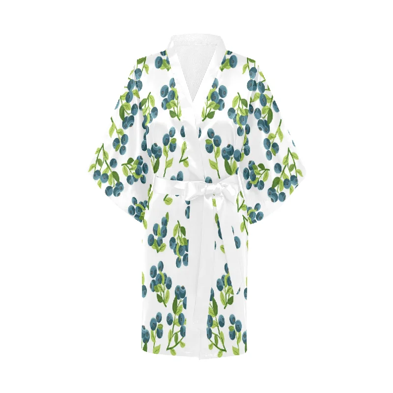 blueberry white background Women's Short Kimono Robe