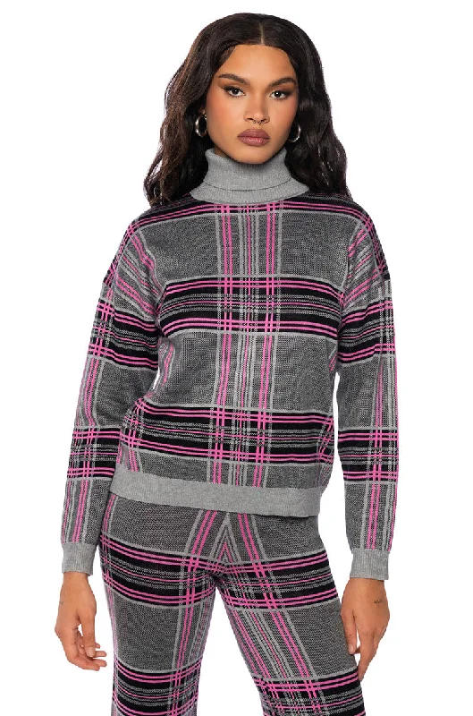 LOVER GIRL PLAID TURTLENECK SWEATER