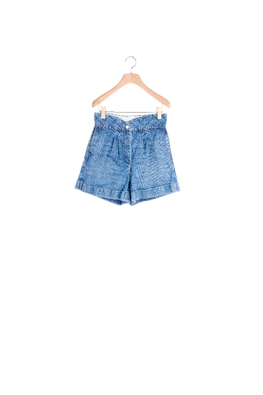 Short en jean à ceinture matelassée