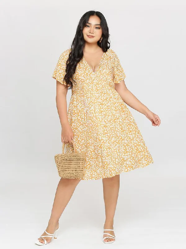 Ditsy Floral V-Neck Dress